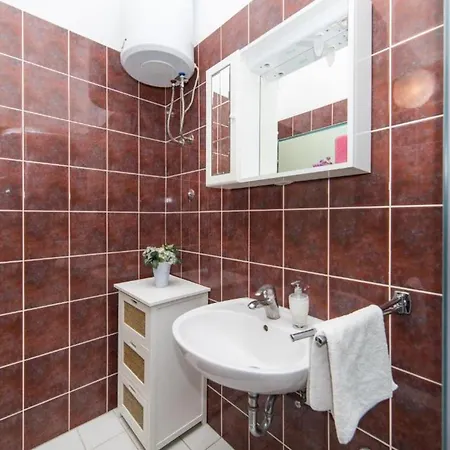 Toni Appartement *