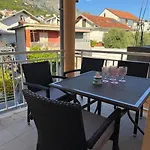 Apartment Toni
